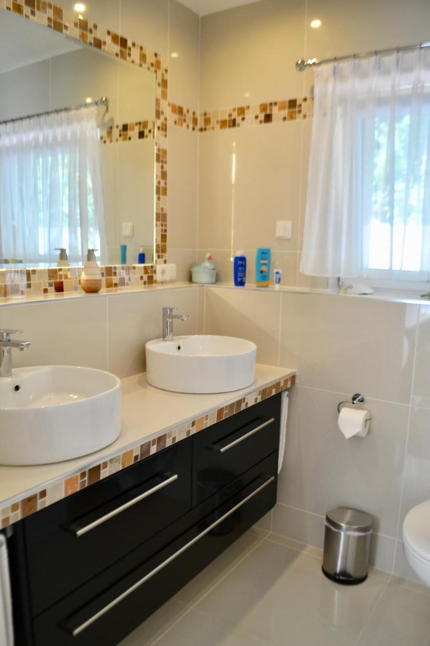 Grenadilla (Adults Only) Apartman Constantia Kültér fotó