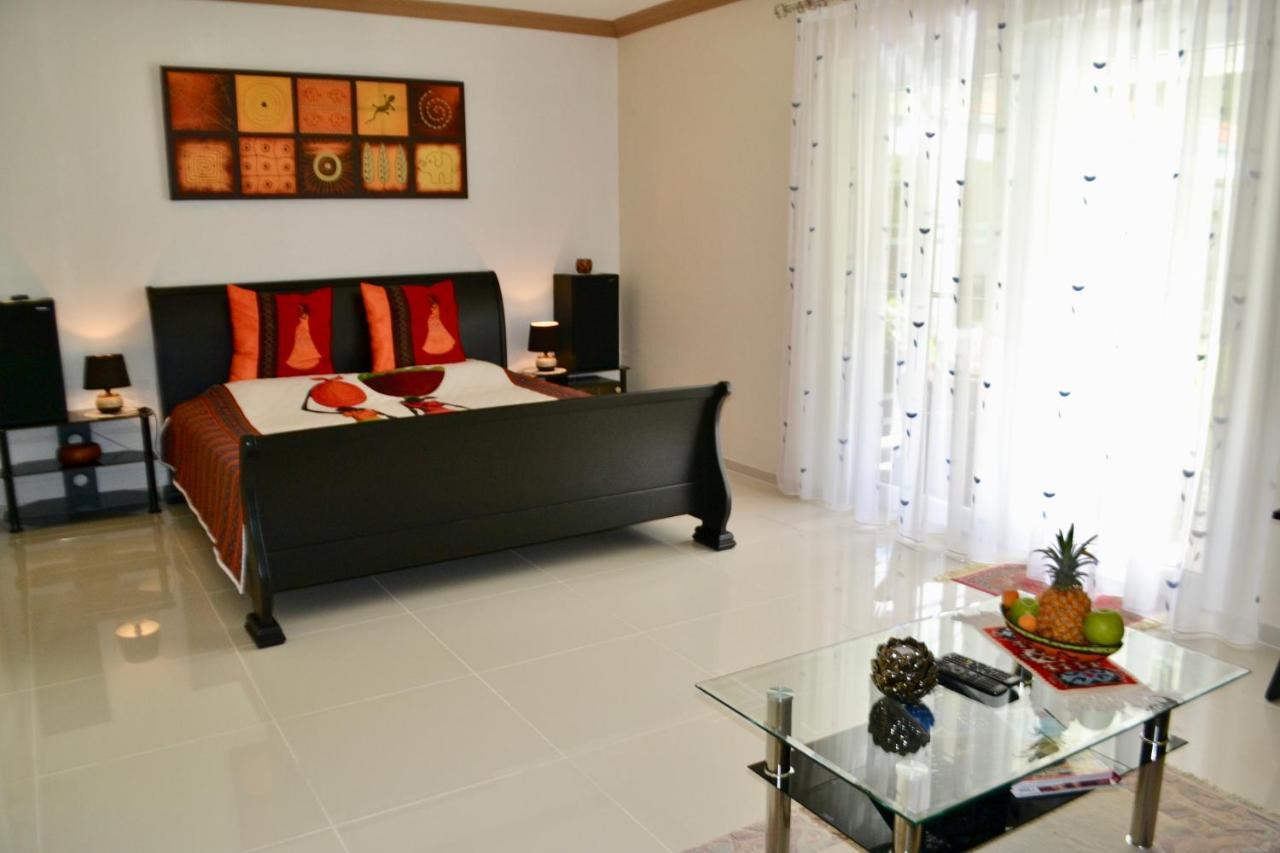 Grenadilla (Adults Only) Apartman Constantia Kültér fotó