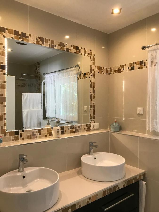 Grenadilla (Adults Only) Apartman Constantia Kültér fotó